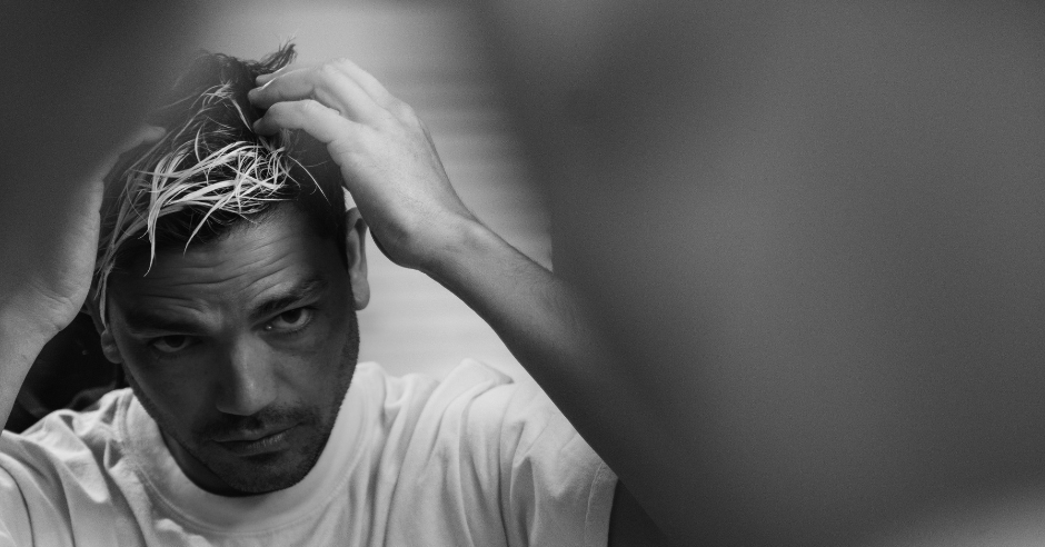 How To Style Your Hair In 20 Seconds Or Less For Under 20 how-to-style-your-hair-in-20-seconds-or-less-for-under-20